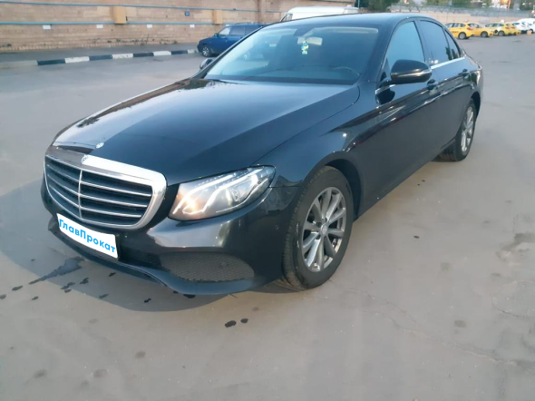 Mercedes E200 W213